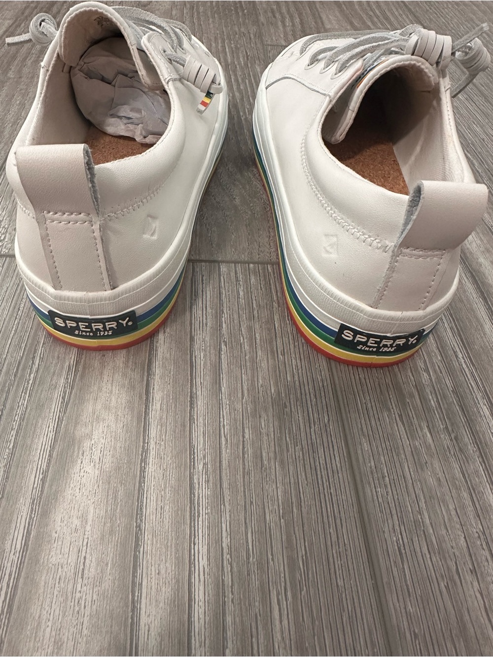 Sperry White Leather Rainbow Stripe Pride Crest Vibe Platform Sneaker Size 7 - Picture 5 of 7